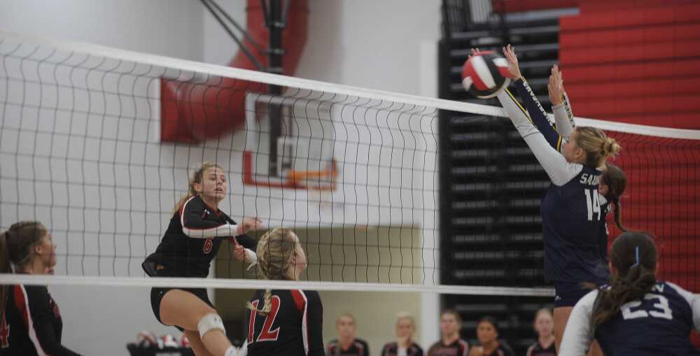 Dexter VB takes thrilling four-set W over C3D1 foe Saxony