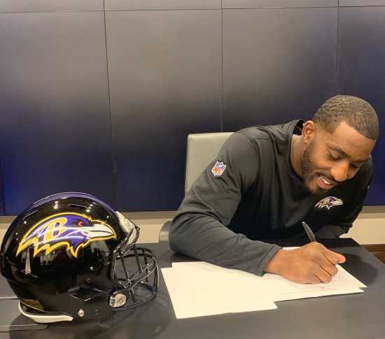 Former Wildcat, Adeoye, now a pro football player with Ravens