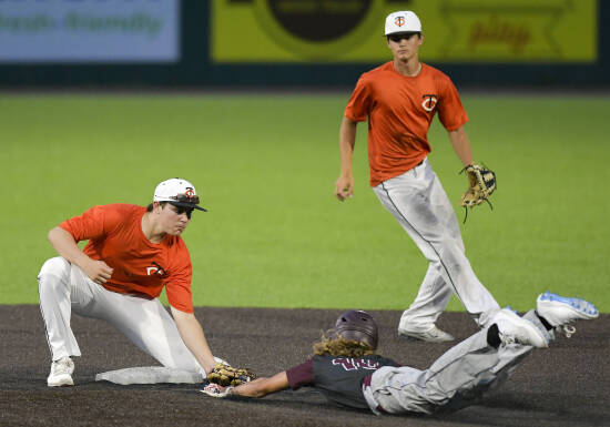 community sports titans win a wild one at capaha field over bluff 7 16 20 semoball