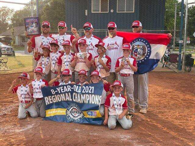  Scott County High School Cardinals Baseball Long