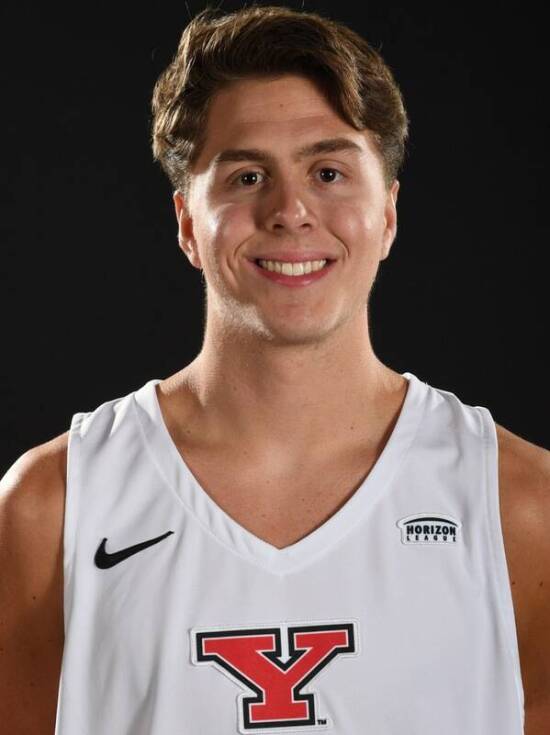 Former Owen basketball standout makes dream come true at Davidson College —  The Valley Echo