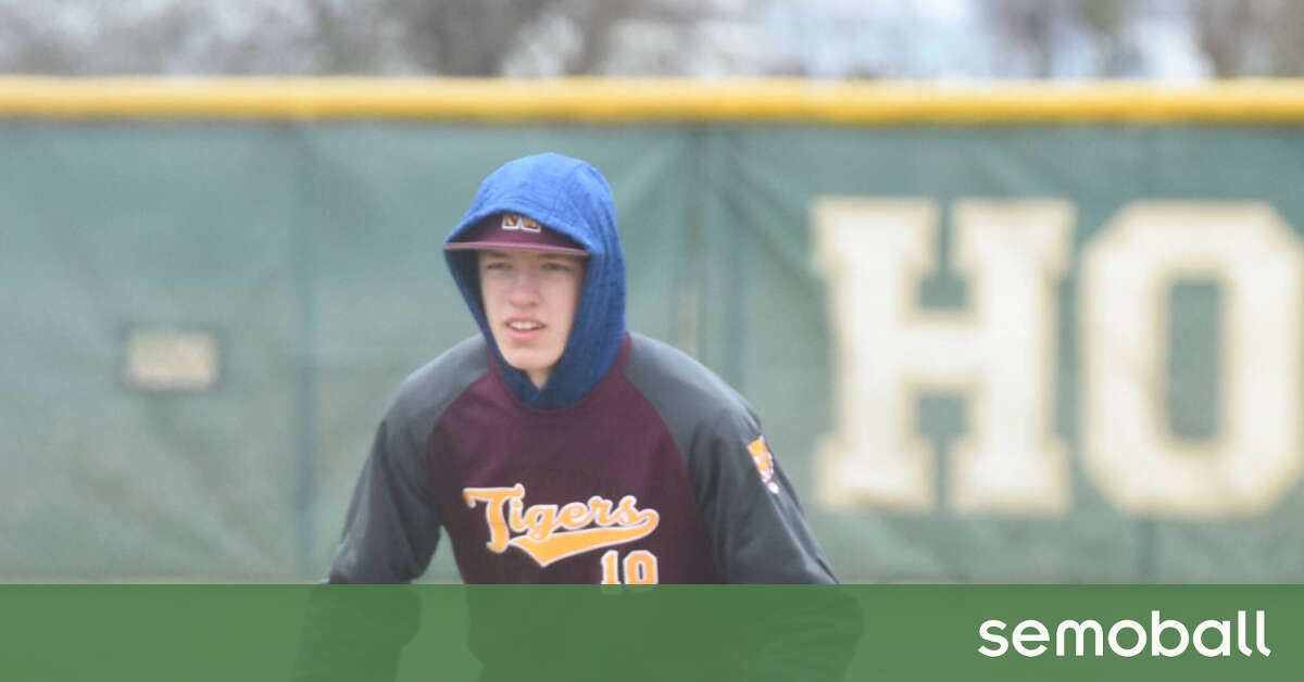 How cold is too cold to play a baseball game? – Delco Times