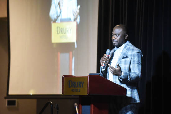 Other Sports: Hall of Fame RB Marshall Faulk to speak at local business  conference (8/5/22)